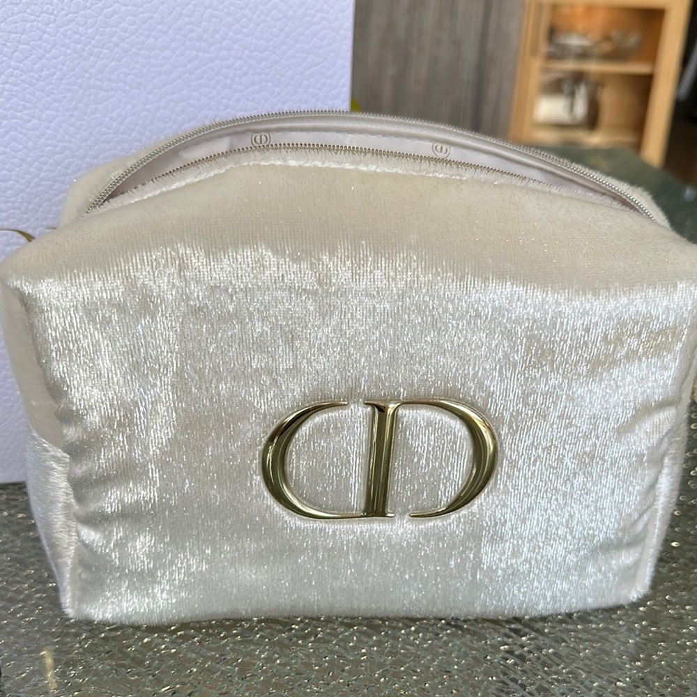 Dior Cosmetic Case &  Lipstick Collection # 505  & 846 - Picture 10 of 16